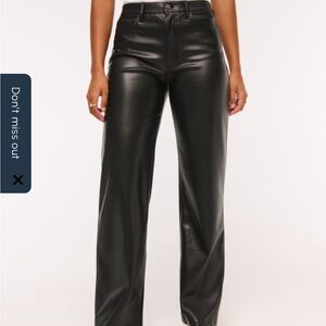 Abercrombie & Fitch Curve Love High Rise 90s Relaxed Vegan Leather Pant